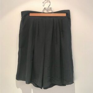 NWT__Women's Philosophy Pleated Dress Shorts__NWT